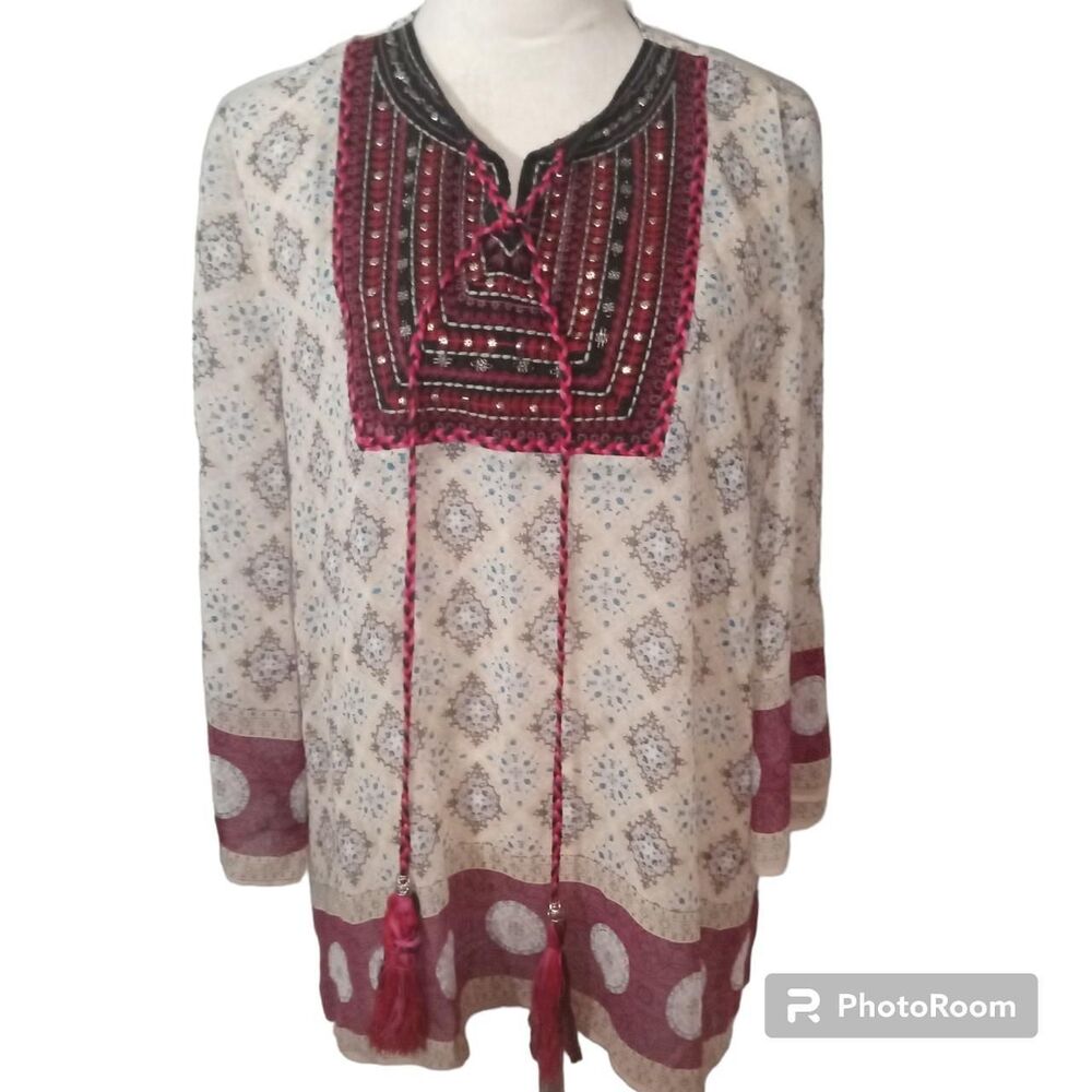Faith & Joy Women's Cream and Burgundy Blouse